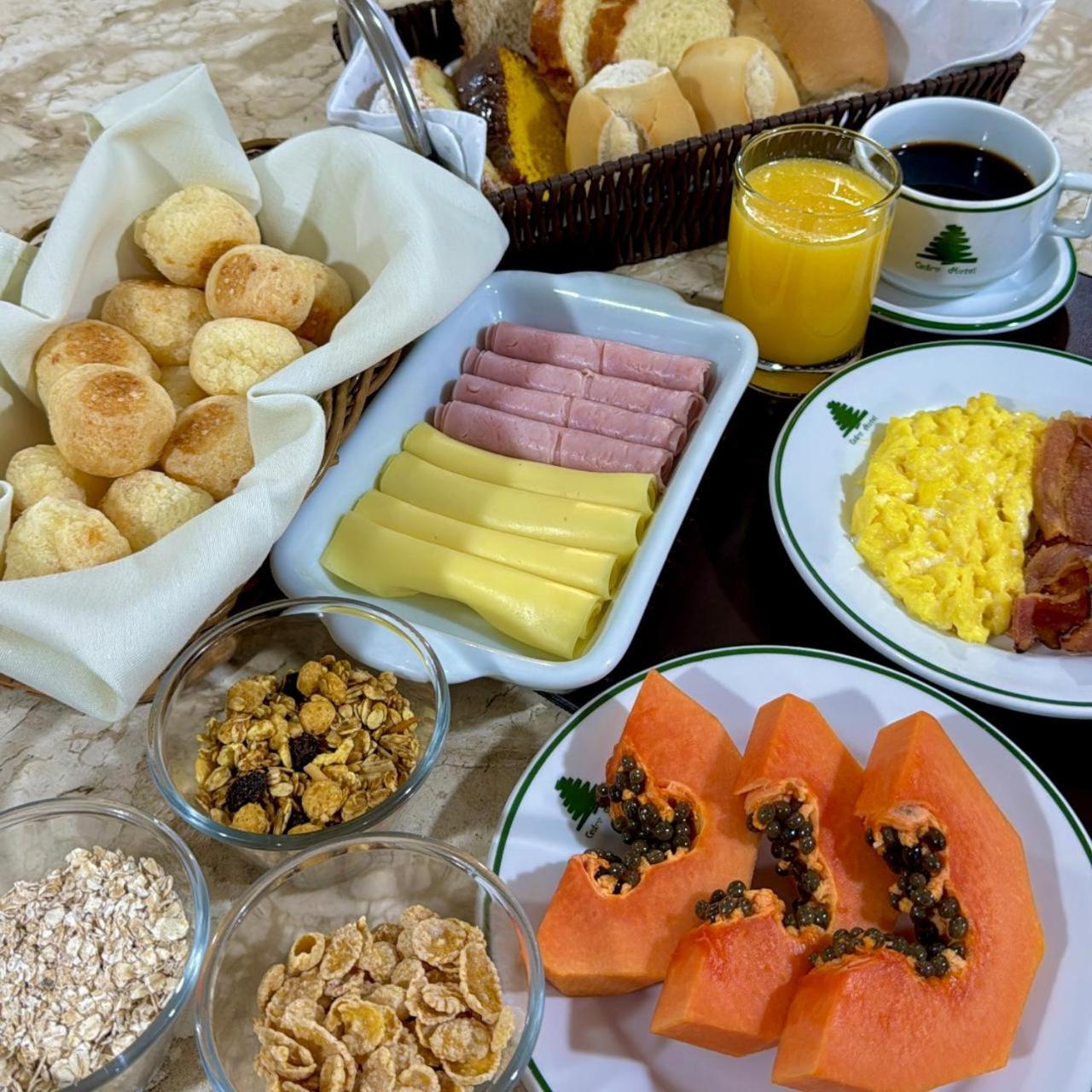 Cedro Hotel Londrina Luaran gambar